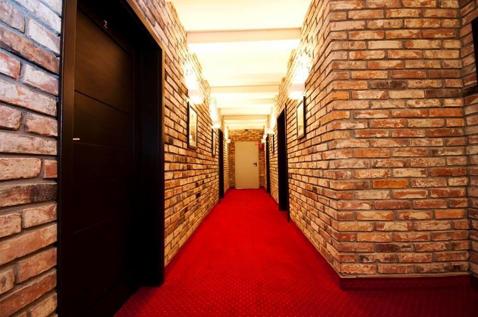 Pyszna Stajenka Hotel Bakow  Luaran gambar