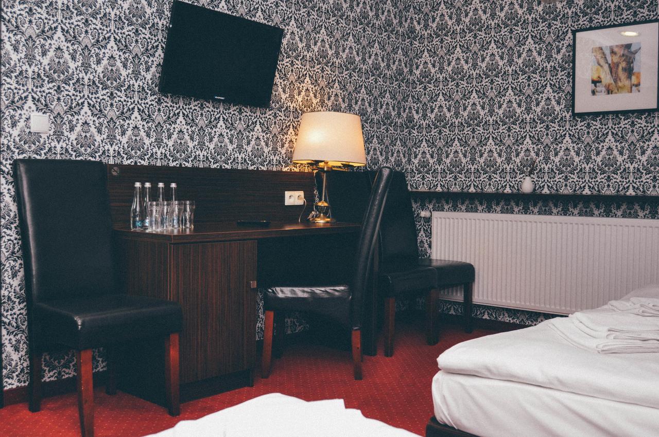 Pyszna Stajenka Hotel Bakow  Luaran gambar